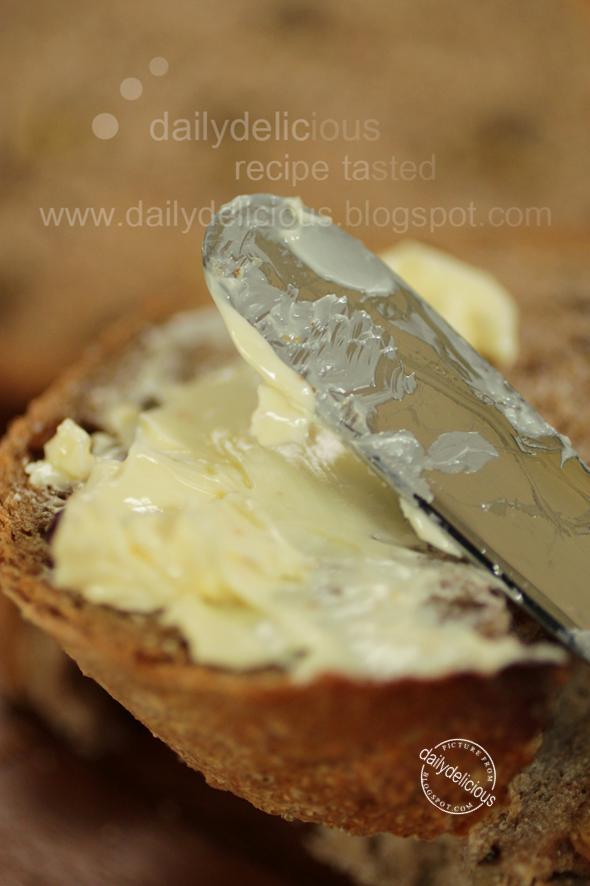 dailydelicious Pain aux noix Walnut bread, My new delicious bread