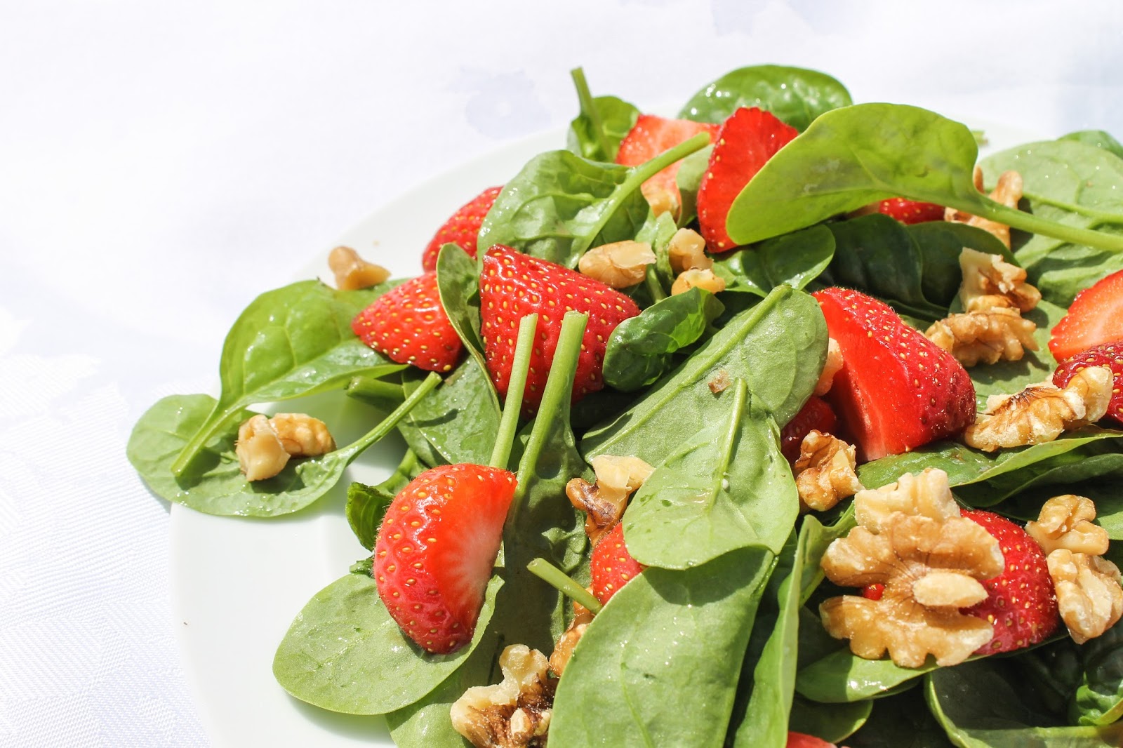 eat like you love yourself Strawberry and Spinach Salad