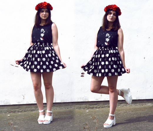 kiss tee, kiss, rock, rock chic, hippy, hippie, flower child, 70's look, hippy outfit, daisy printed, skater skirt, hearts and bows, ark clothing, rose crown, flower crown, red rose crown, flower headwear, flower headpiece, floral headwear, festival headwear, white chunky heels, uk fashion, fashion blogger, uk fashion blogger