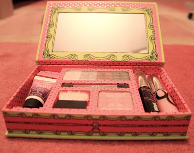 Benefit I'm glam therefore I am Benefit I'm glam therefore I am beauty kit