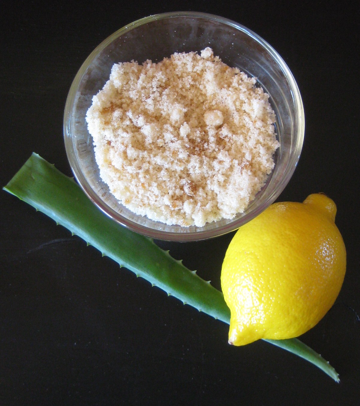 Ms Not So Perfect... Aloe Vera Sugar Scrub