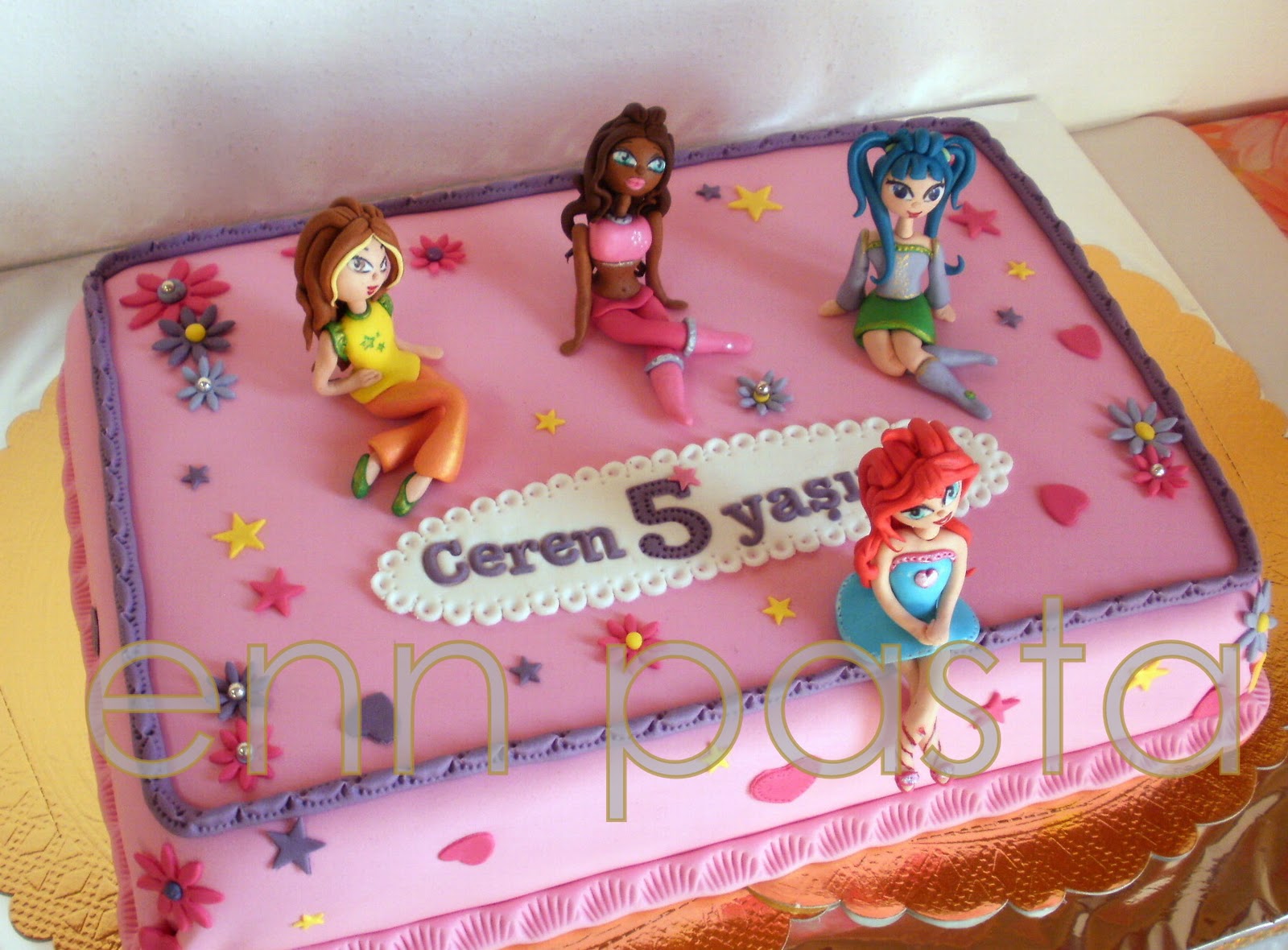 Enn Pasta Winx Club Pastası (3)