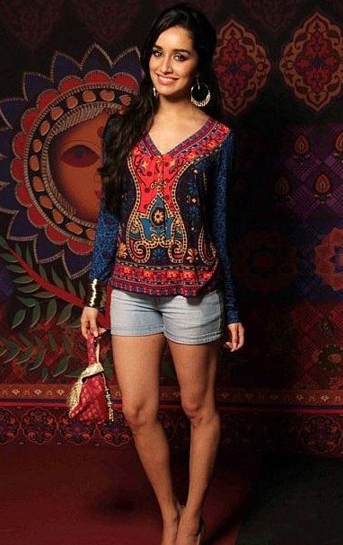 Shraddha Kapoor Pos, Pics, Stills, Images, Pictures, Wallpapers 8.jpg