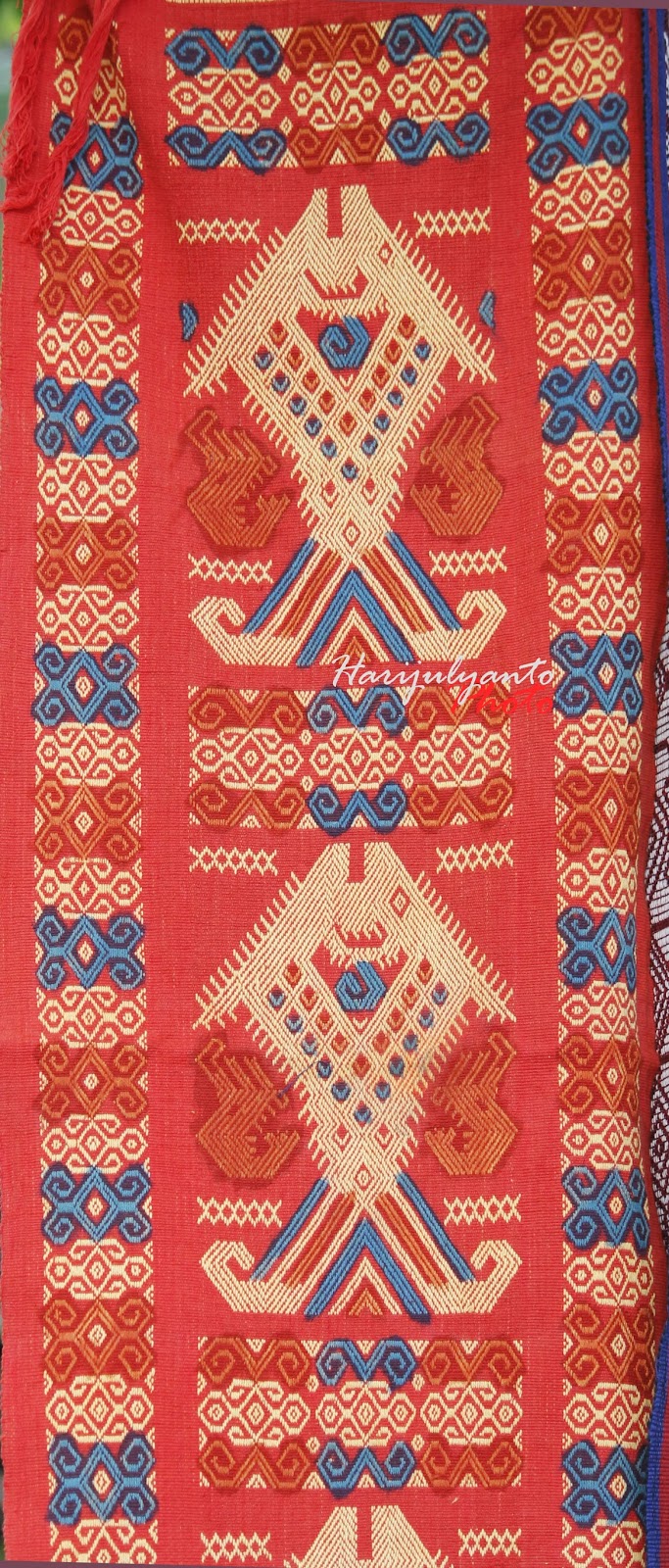 Ringan Kumpulan Foto Kain Tenun Ikat Dan Sulam Sumba Timur Ringan Kumpulan Foto Kain Tenun Ikat Dan Sulam Sumba Timur