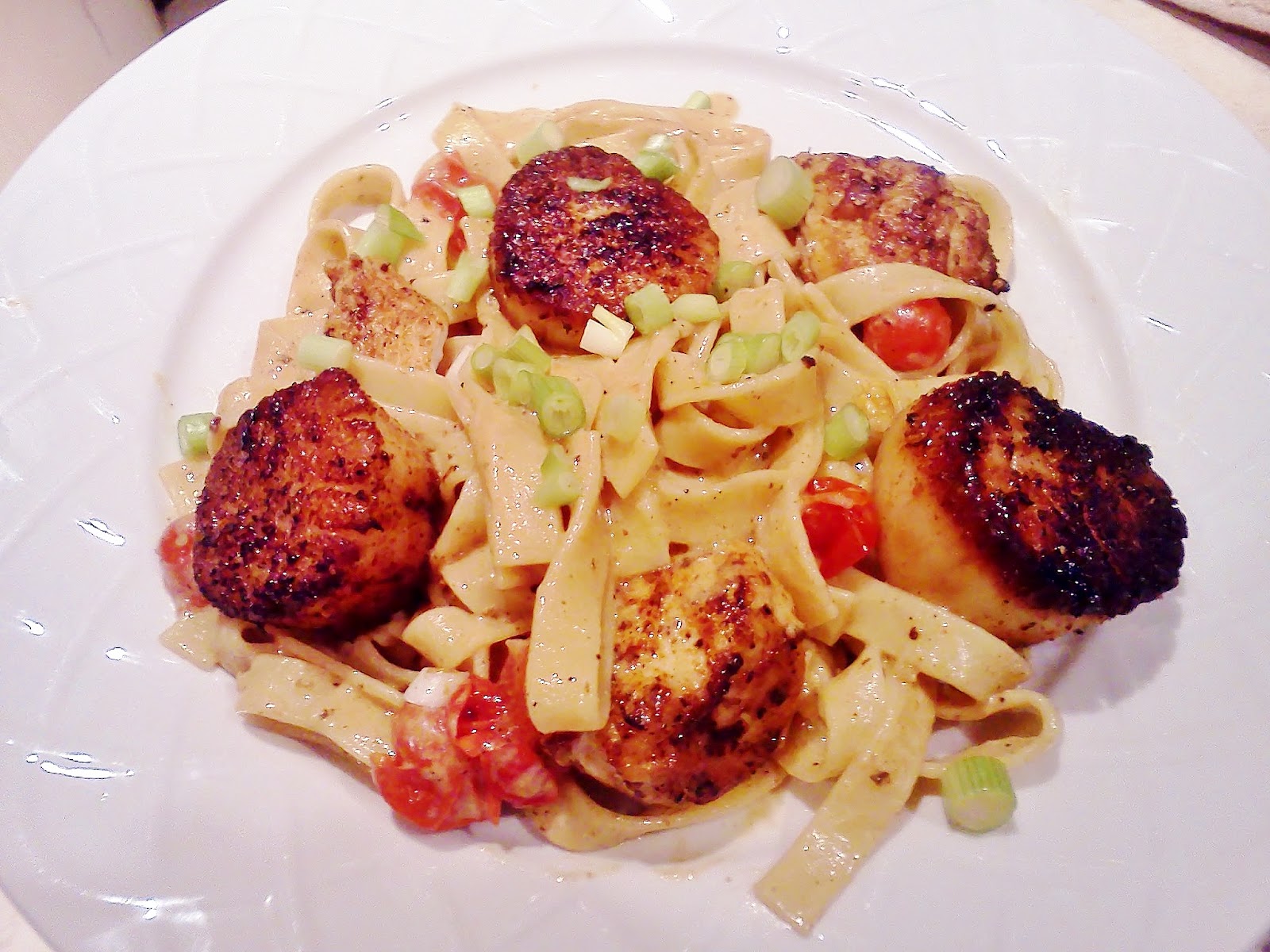37 Cooks SYM Scallops and Chicken over Pasta in a White Wine Sauce