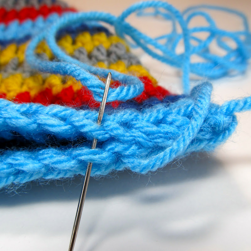 Solid Half Circle Pillow Tutorial