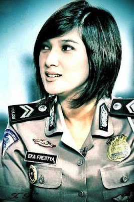 10 Polwan Tercantik Di Indonesia