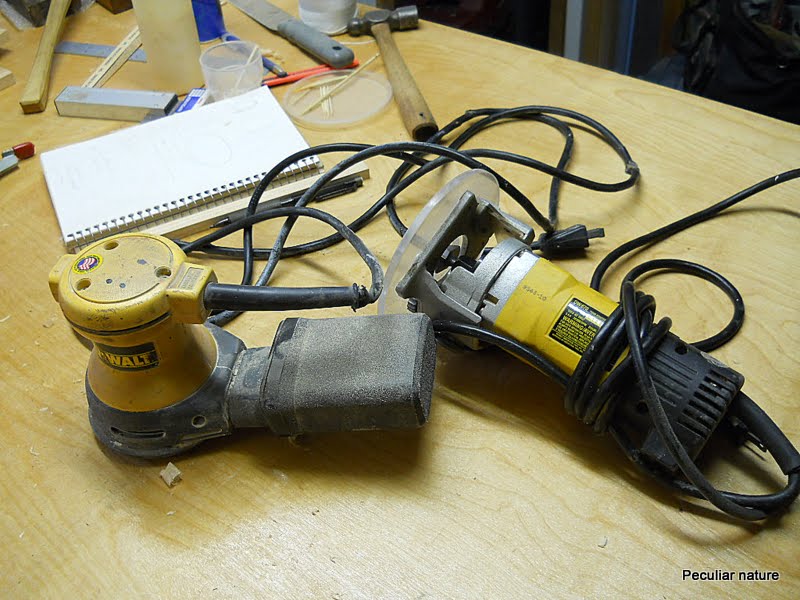 DeWalt DW 421 sander and DW 670 laminate trimmer DeWalt DW 421 sander and DW 670 laminate trimmer