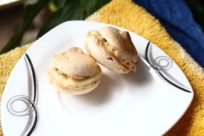 Imperfect lemon macarons lemon macarons