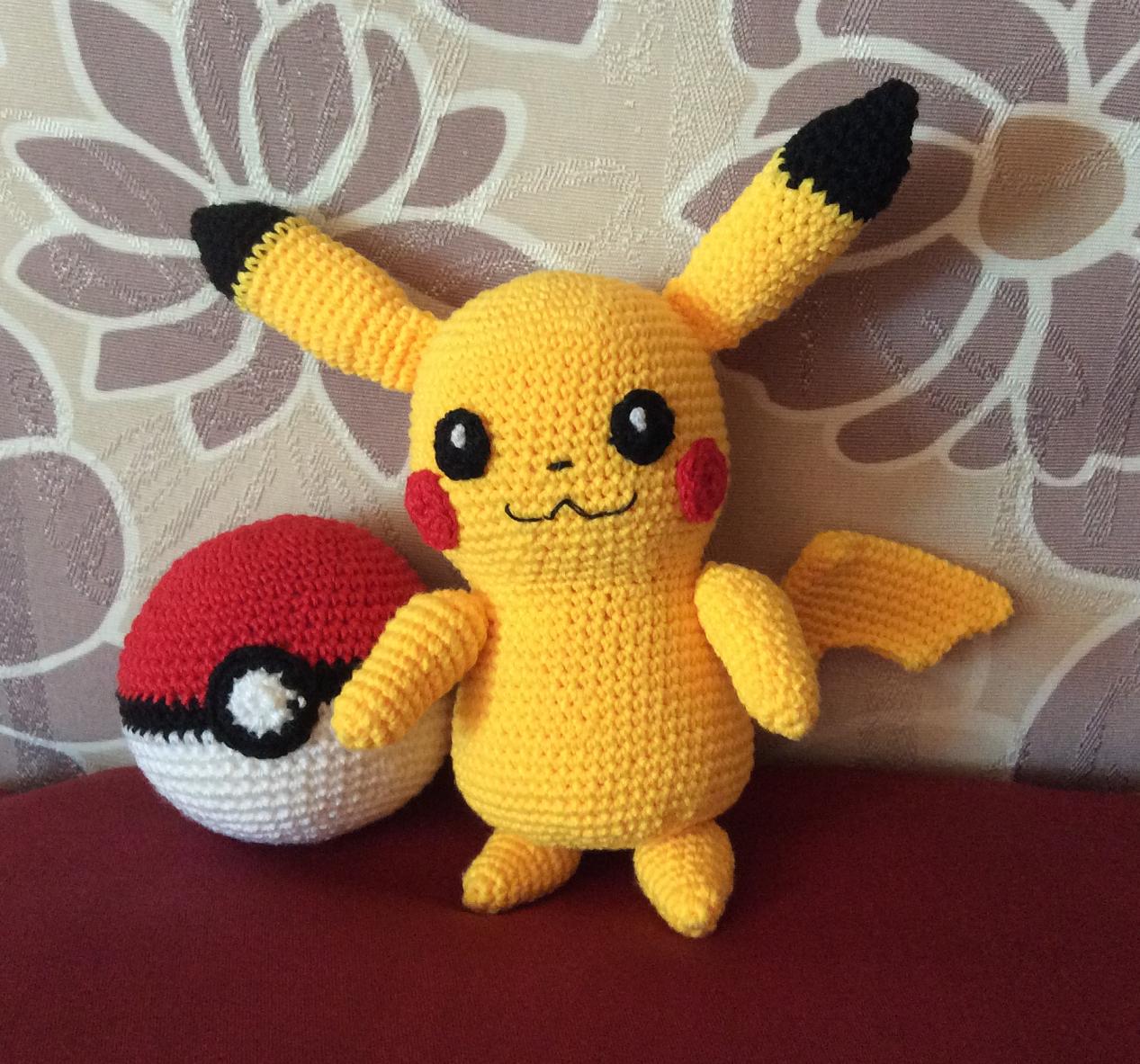 The Moody Homemaker Crochet  Amigurumi Pikachu  Pok ball