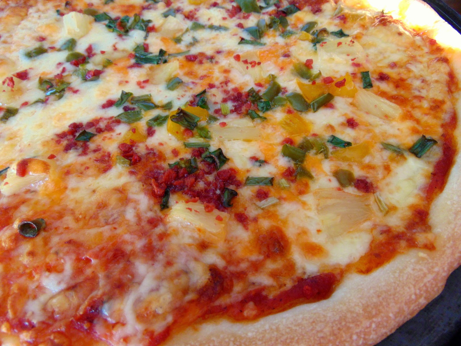 Veggie Pizza and Garlic Fingers