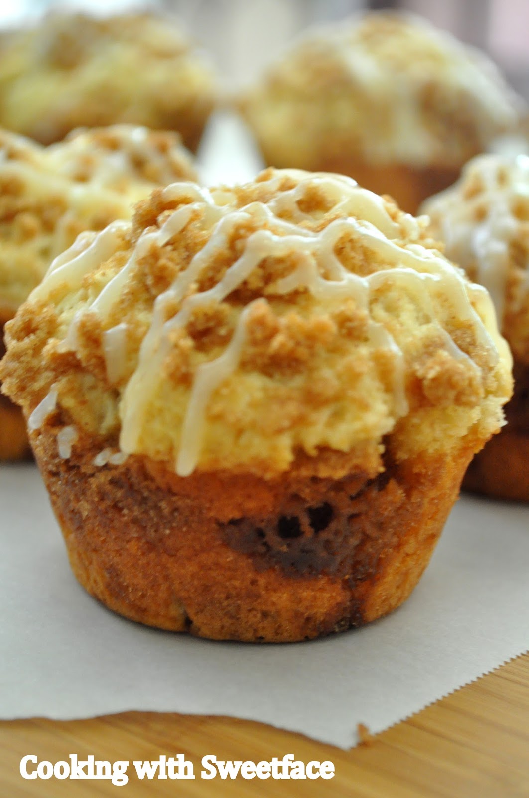 CookingwithSweetface Cinnamon Roll Muffins