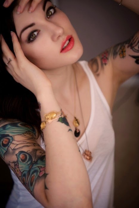 El Wood (Elena Wood) - Sexy Tattooed Girls