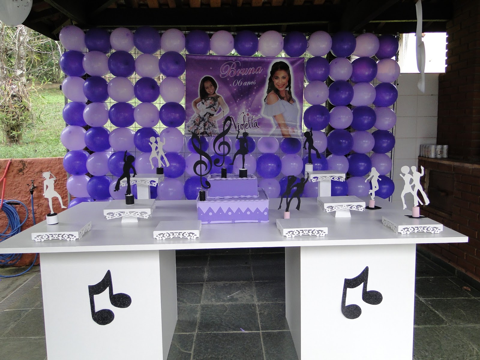 decoracao festa violeta:Postado por Dulare, tia Ritinha Contato:(12)3674-3733 – (12) 8176-28 decoracao festa violeta:Postado por Dulare, tia Ritinha Contato:(12)3674-3733 – (12) 8176-28