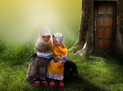 Niñas estudiando - Little girls studing