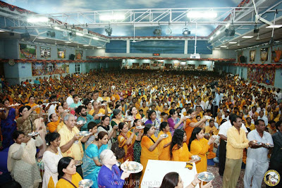 Guru Poornima 2012 with Jagadguru Kripaluji Maharaj at Barsana Dham