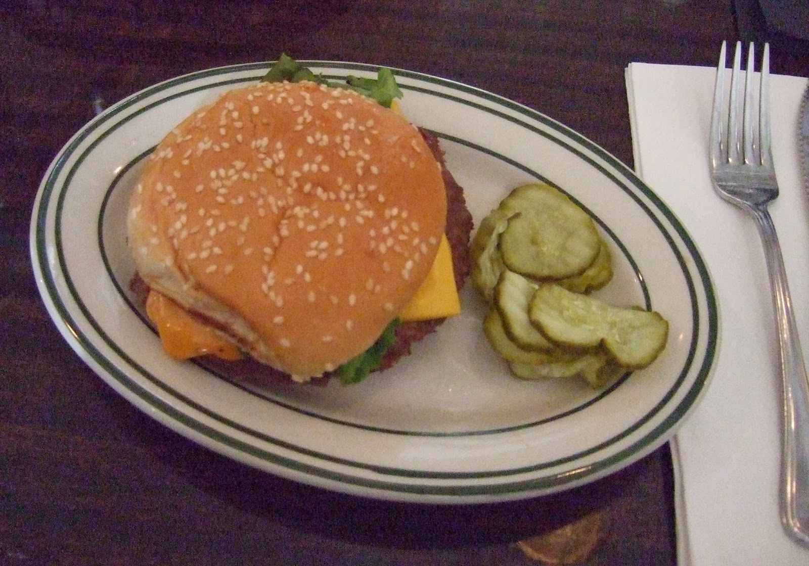 The 12 Best Hamburgers in Manhattan plus one…Part One. C H E W I N G