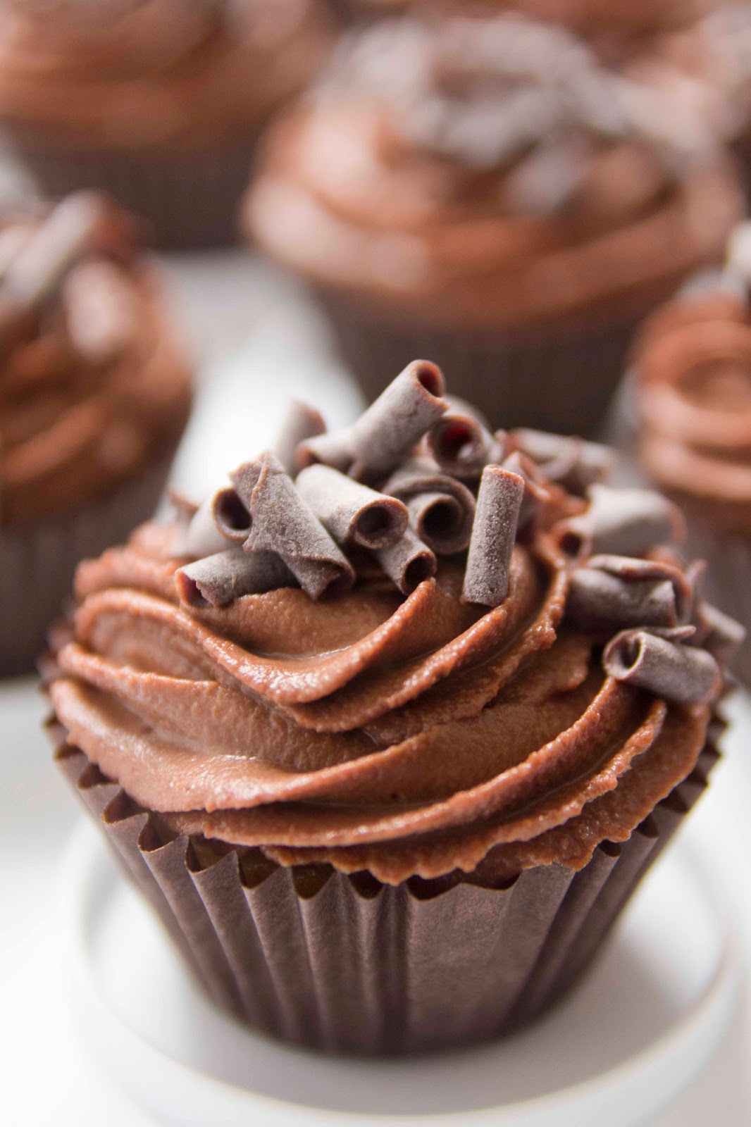 Muffin Galaxy CUPCAKES DE VAINILLA Y CHOCOLATE NEGRO