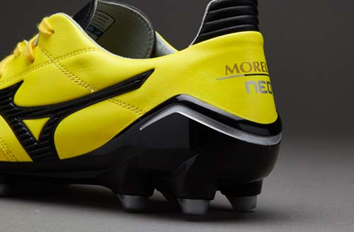 mizuno morelia 2015