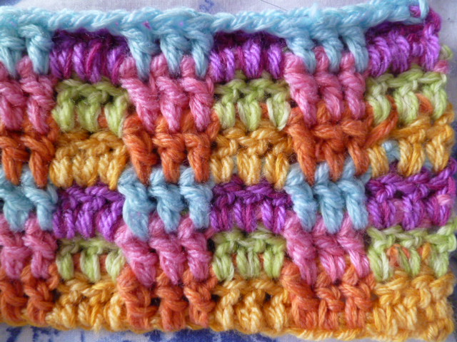 INTERLOCKING BLOCK STITCH