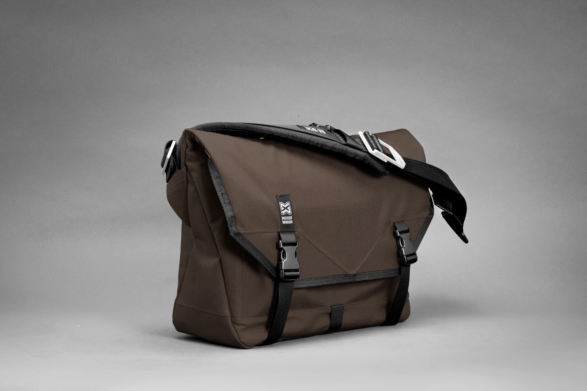messenger bags HAWK M