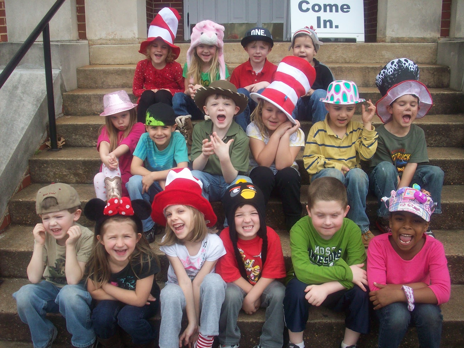 R. L. Young Kindergarten Hat Day
