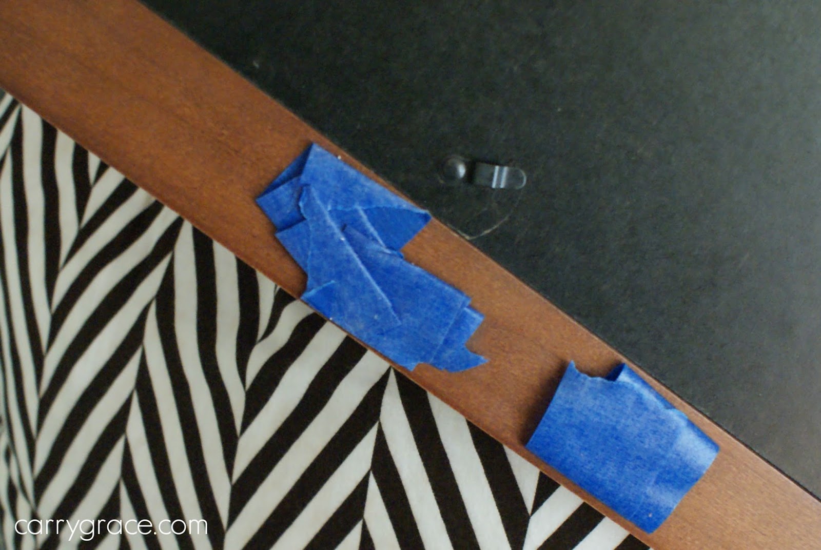 Carry Grace Quick Tip Tuesday How To Keep Your Pictures Hanging