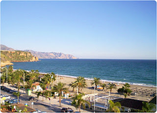 Nerja la mejor playa de Malaga Nerja la mejor playa de Malaga