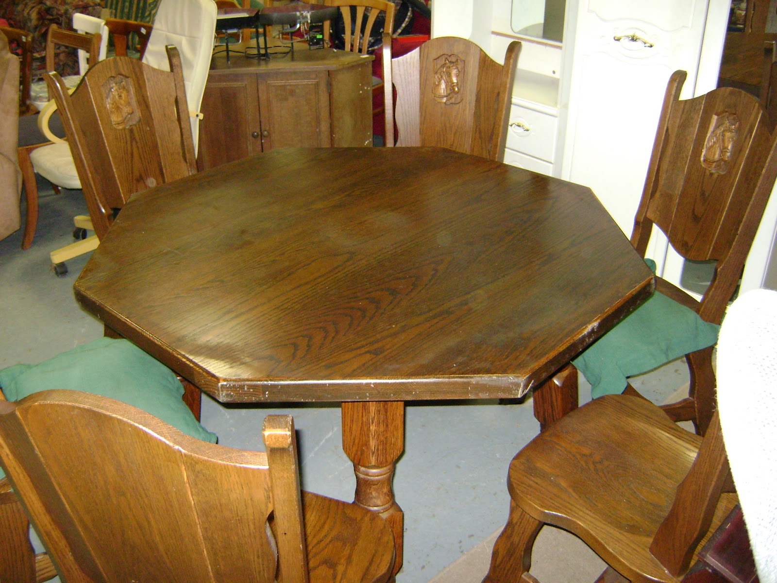 Deccie's Done Deal Second Hand Furniture & House Clearances New Stock