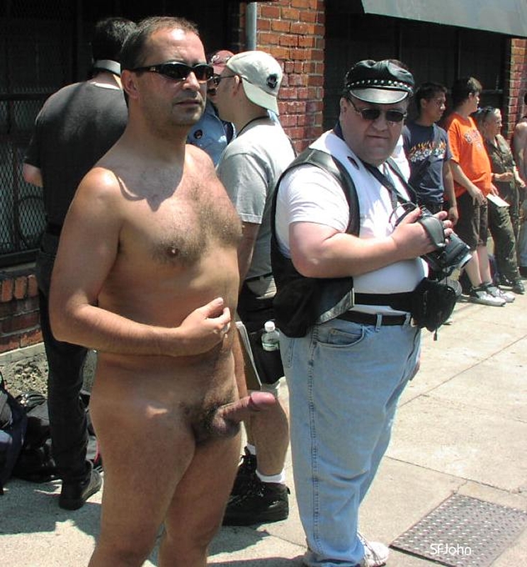 Naked daddy taking public close