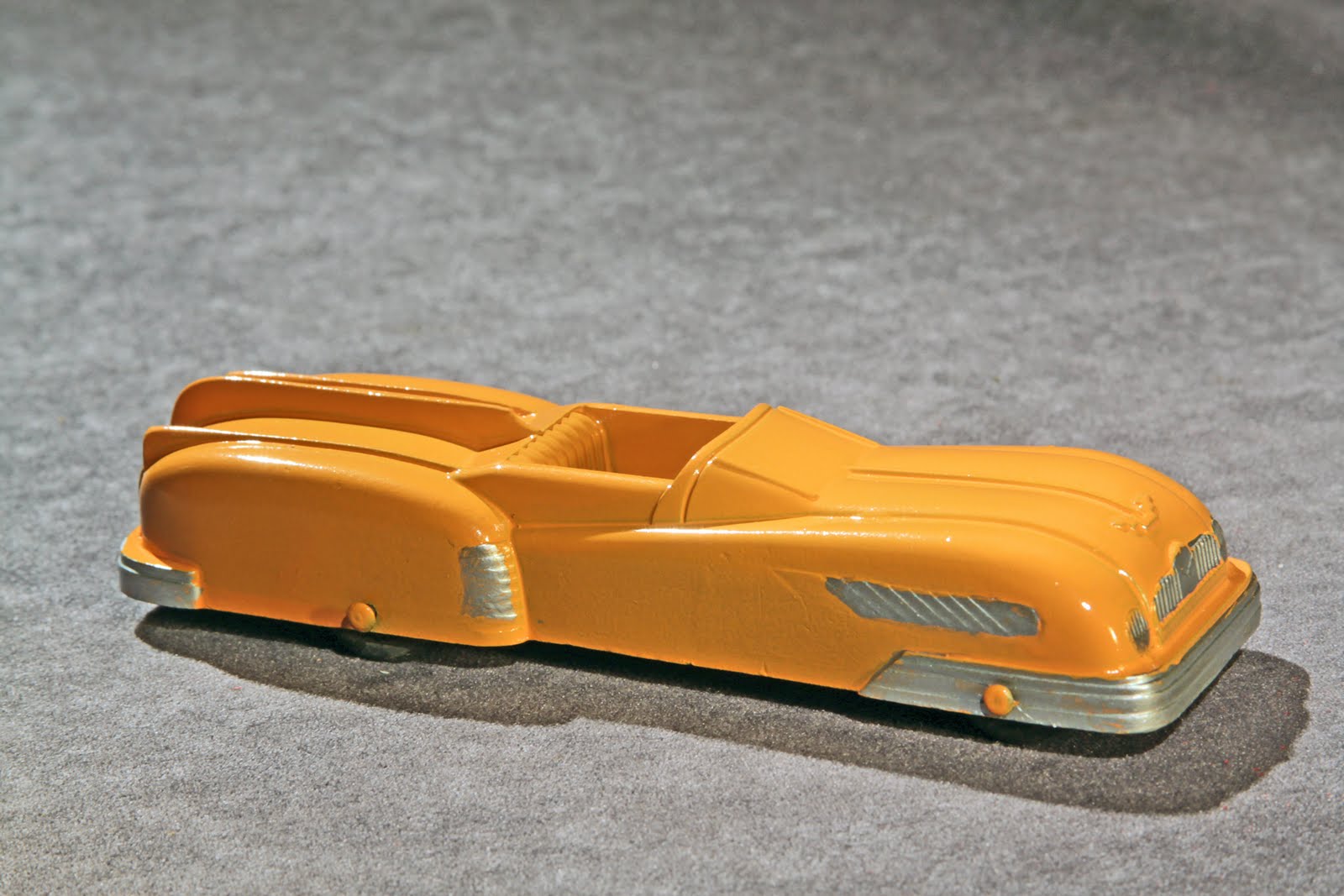 Old Antique Toys An Introduction to Restoration/Repainting of Old Toys