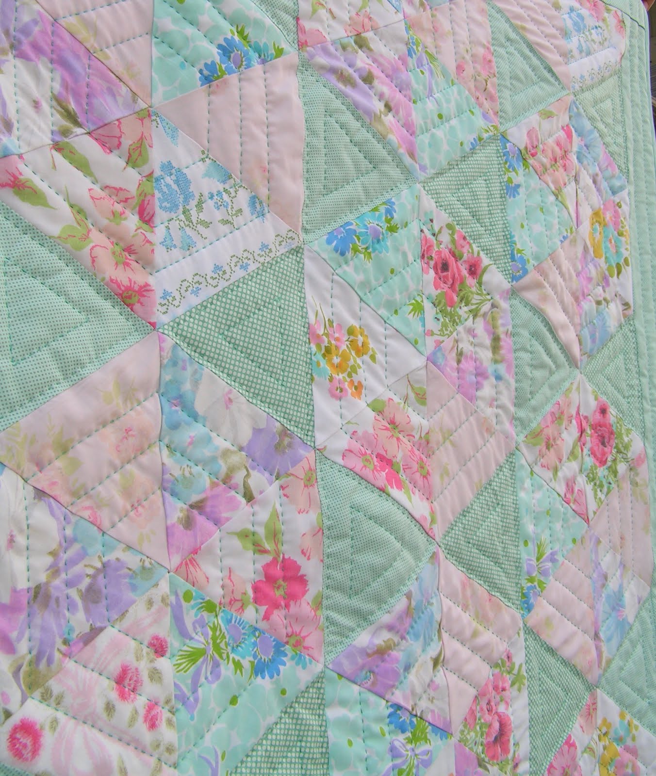 Tea Rose Home Vintage Pillow Case Quilt Finished