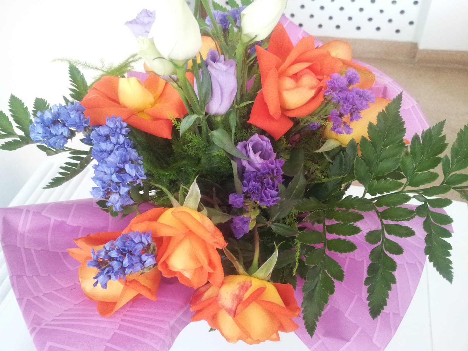 De peste tot si de nicaieri: Flori aniversare