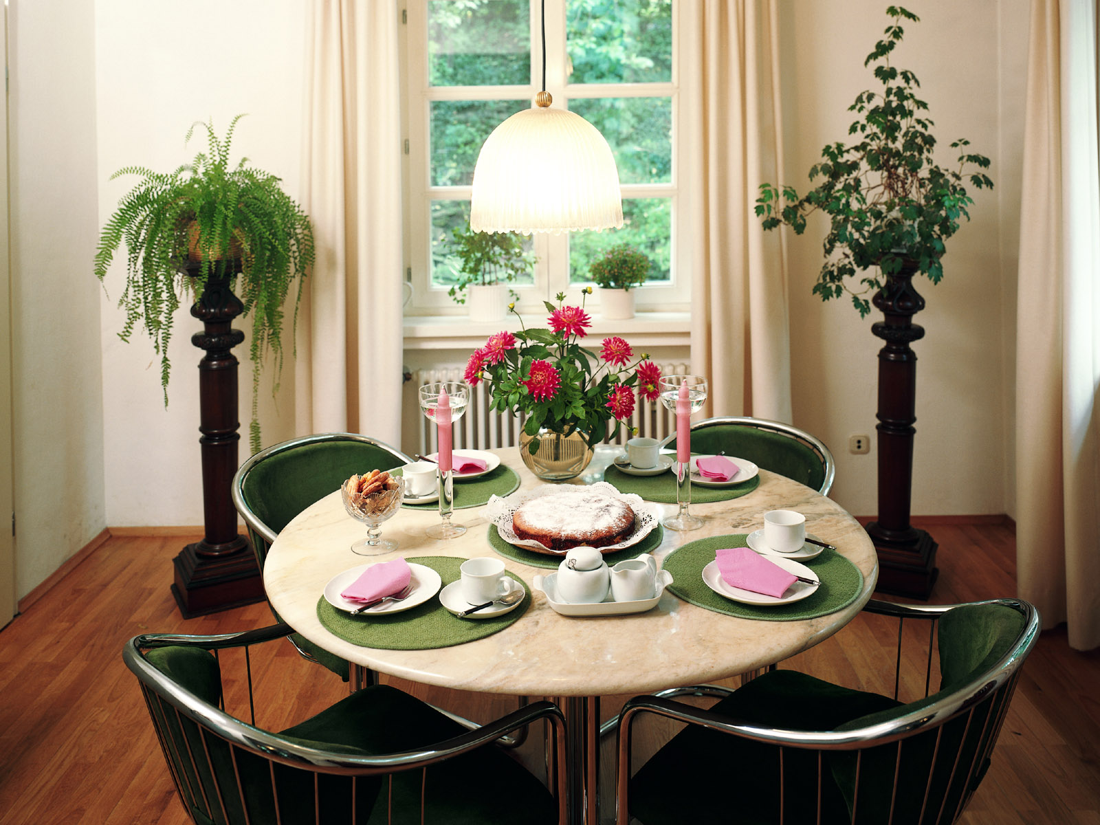 Sedie comode per tavolo da pranzo: sedie per sala da pranzo tavoli ... Tavolo pranzo rotondo kartell