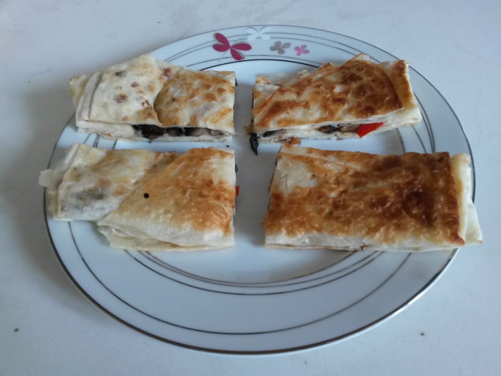 İstiridye Mantarlı Kaşarlı Gözleme İstiridye Mantarlı Kaşarlı Gözleme