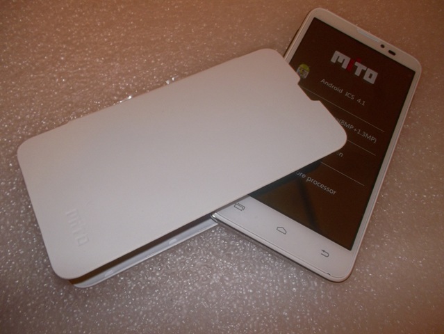 Harga dan spesifikasi Mito A355 - Android 4.1, layar 5 inci dan Quadcore Processor