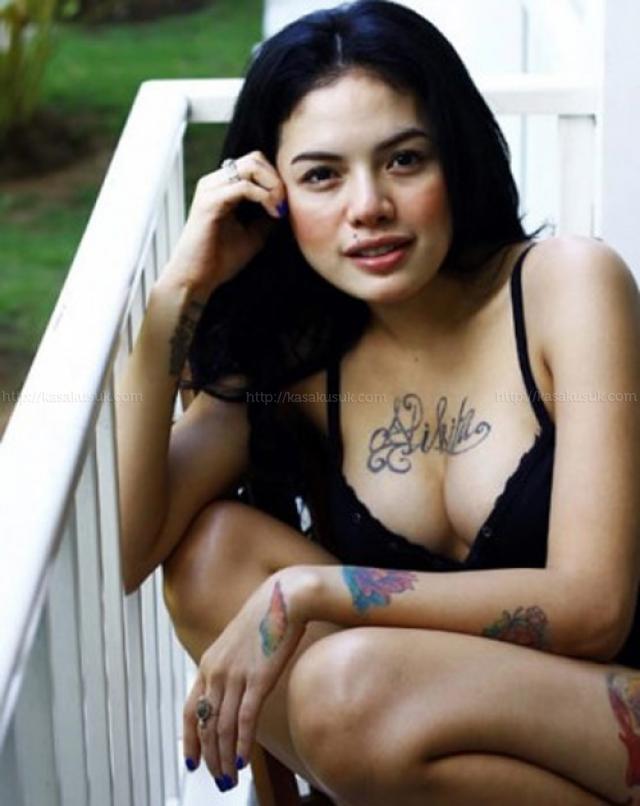 -18T22:29:00+07:00 Foto Tatto Nikita Mirzani Yang Hot 5 99998 reviews
