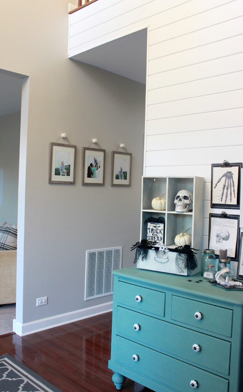 How to Hang Drawer Knobs to Use as Wall Hooks Delightfully Noted