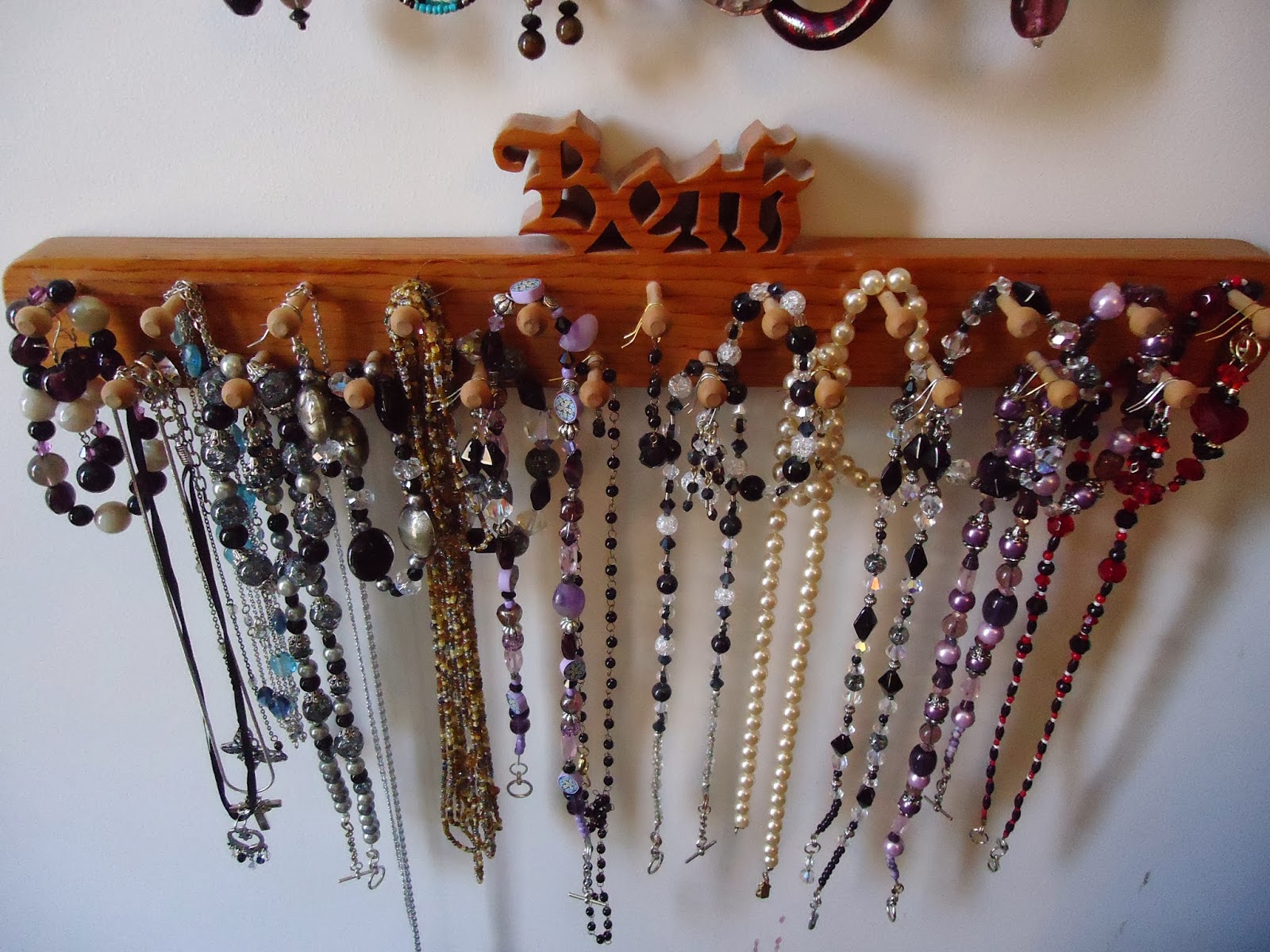 Beads with Many Colors Homemade Jewelry Holder