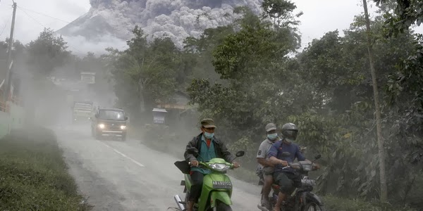 Efek Negatif dan Bahaya Abu Vulkanik Bagi Kesehatan