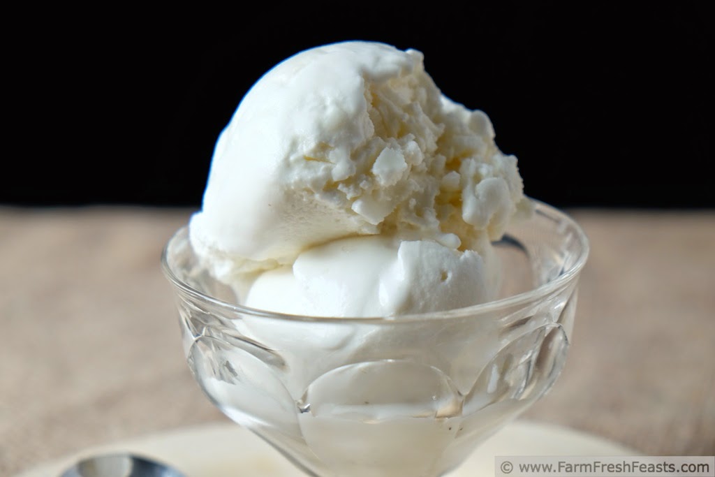 http://www.farmfreshfeasts.com/2014/08/cinnamon-chunk-ice-cream-icecreamweek.html Cinnamon Chunk Ice Cream (#IceCreamWeek) by Farm Fresh Feasts