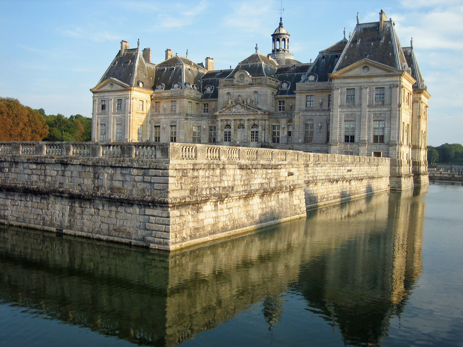 http://4.bp.blogspot.com/-5kXl4kkc7W8/TssYyQgsk5I/AAAAAAAABqk/RCvBKFHzfdc/s1600/Vaux+le+Vicomte+028.jpg