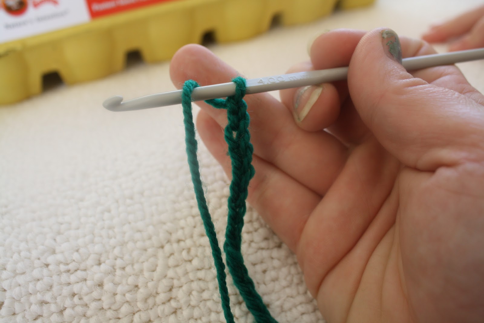 How To Crochet a Heart {crochet basics} Half Double Crochet/ Half