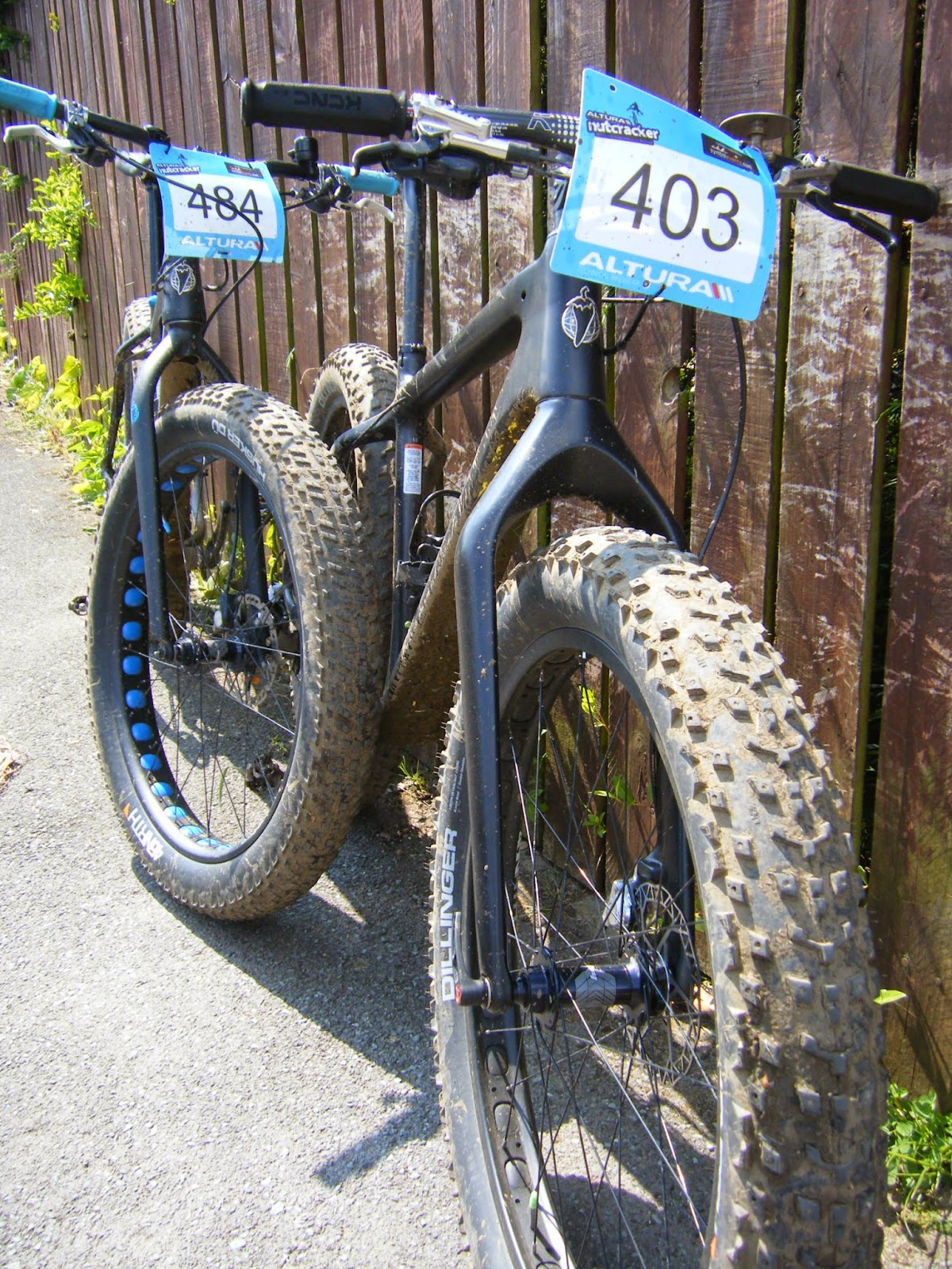 surly rabbit hole 26 wheelset