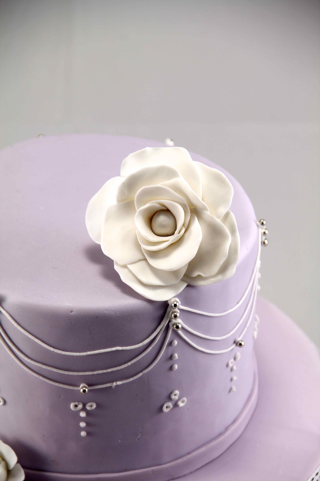 Bakerz Dad Flower Lilac Cake