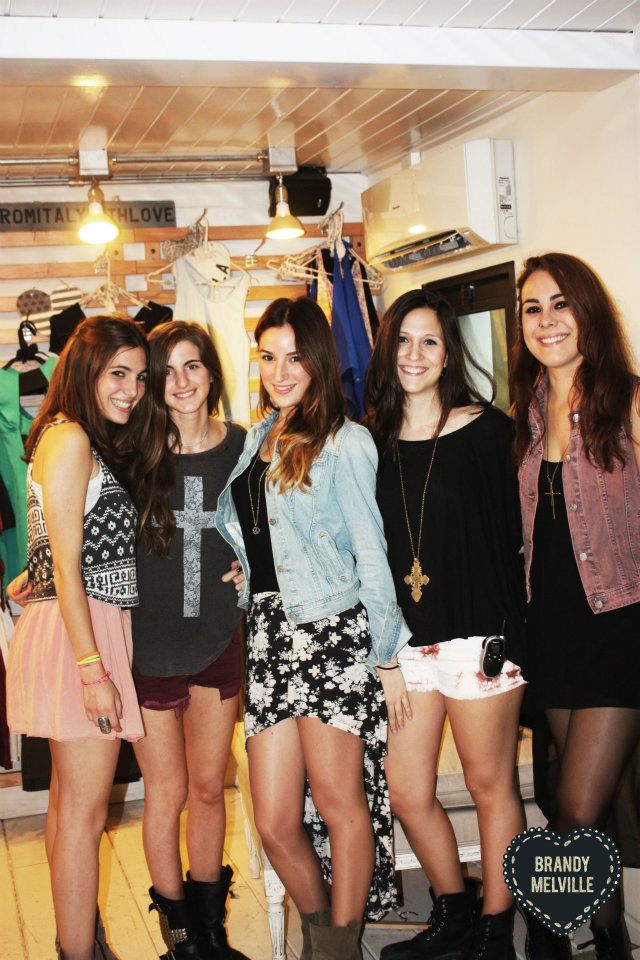 BRANDY MELVILLE BCN Brandy Melville BCN