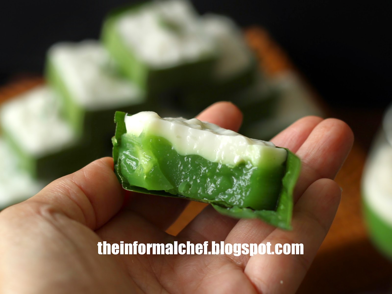 The Informal Chef Water Chestnut Coconut Pandan Pudding/Kuih Tako 香兰马蹄糕