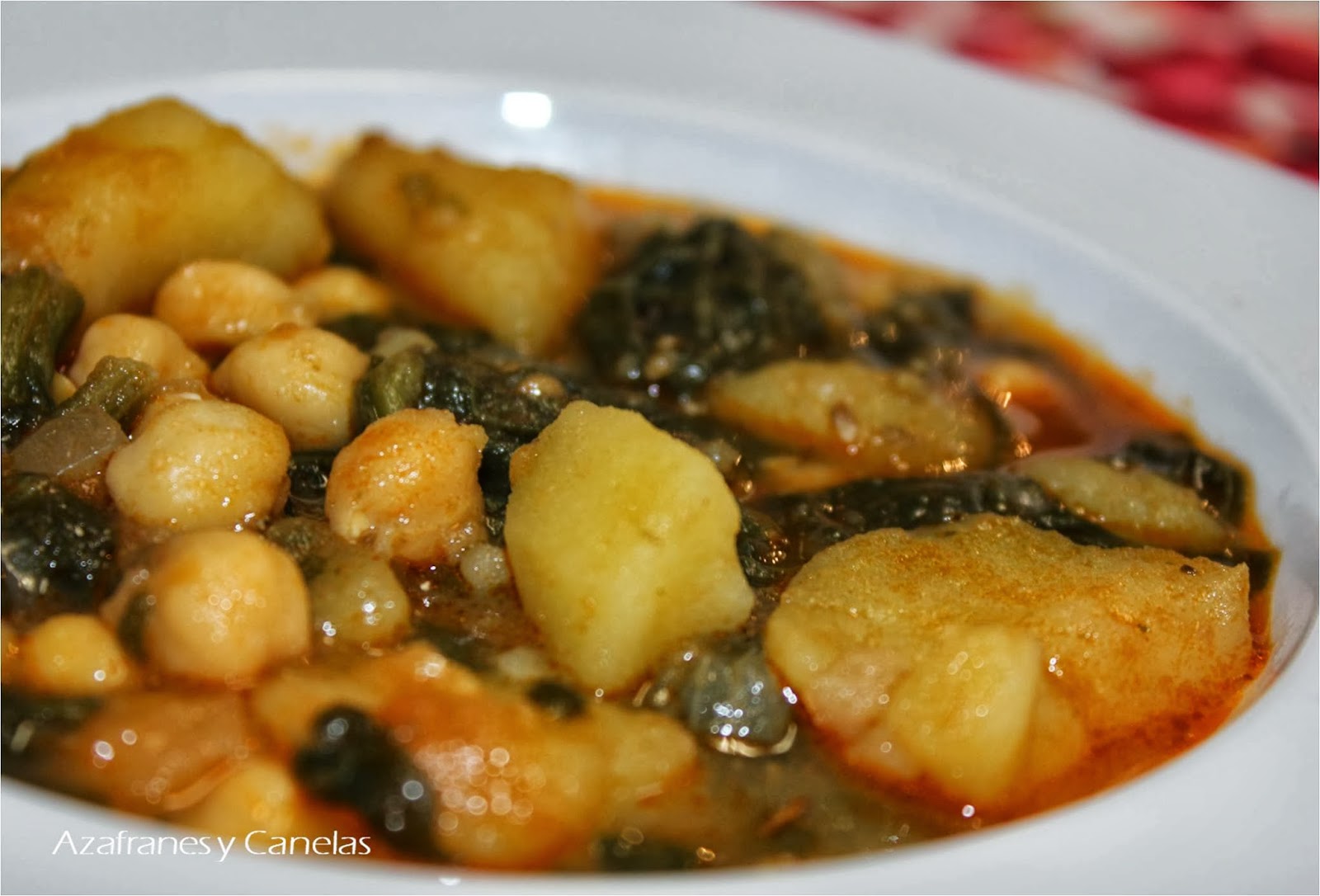 Potaje de garbanzos con espinacas {Asaltablogs} Azafranes y Canelas