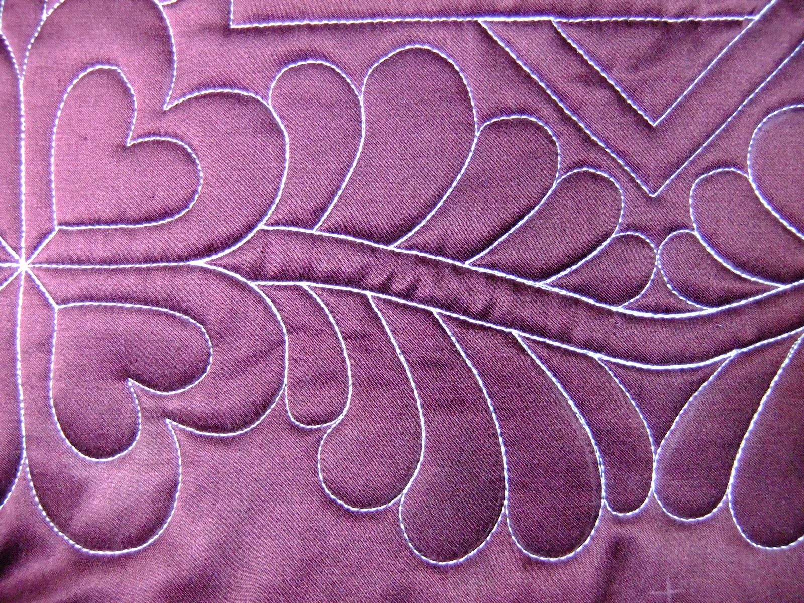 The Free Motion Quilting Project Quilt Along 11 Outline Quilting