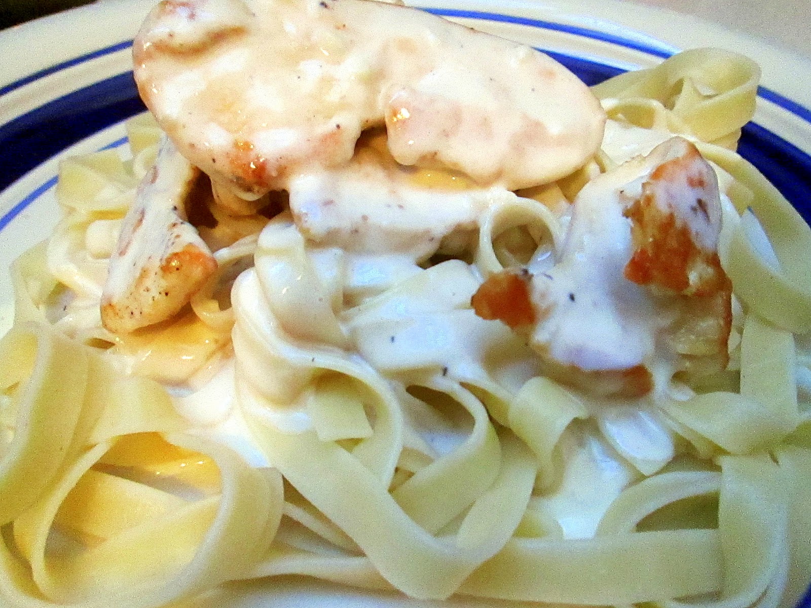 Eat Your Heart Out Knock Off Olive Garden Chicken Fettuccine Alfredo